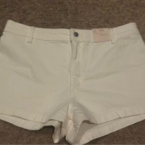 Target Universal Thread Cream High-Rise Jean Sailor Shorts
